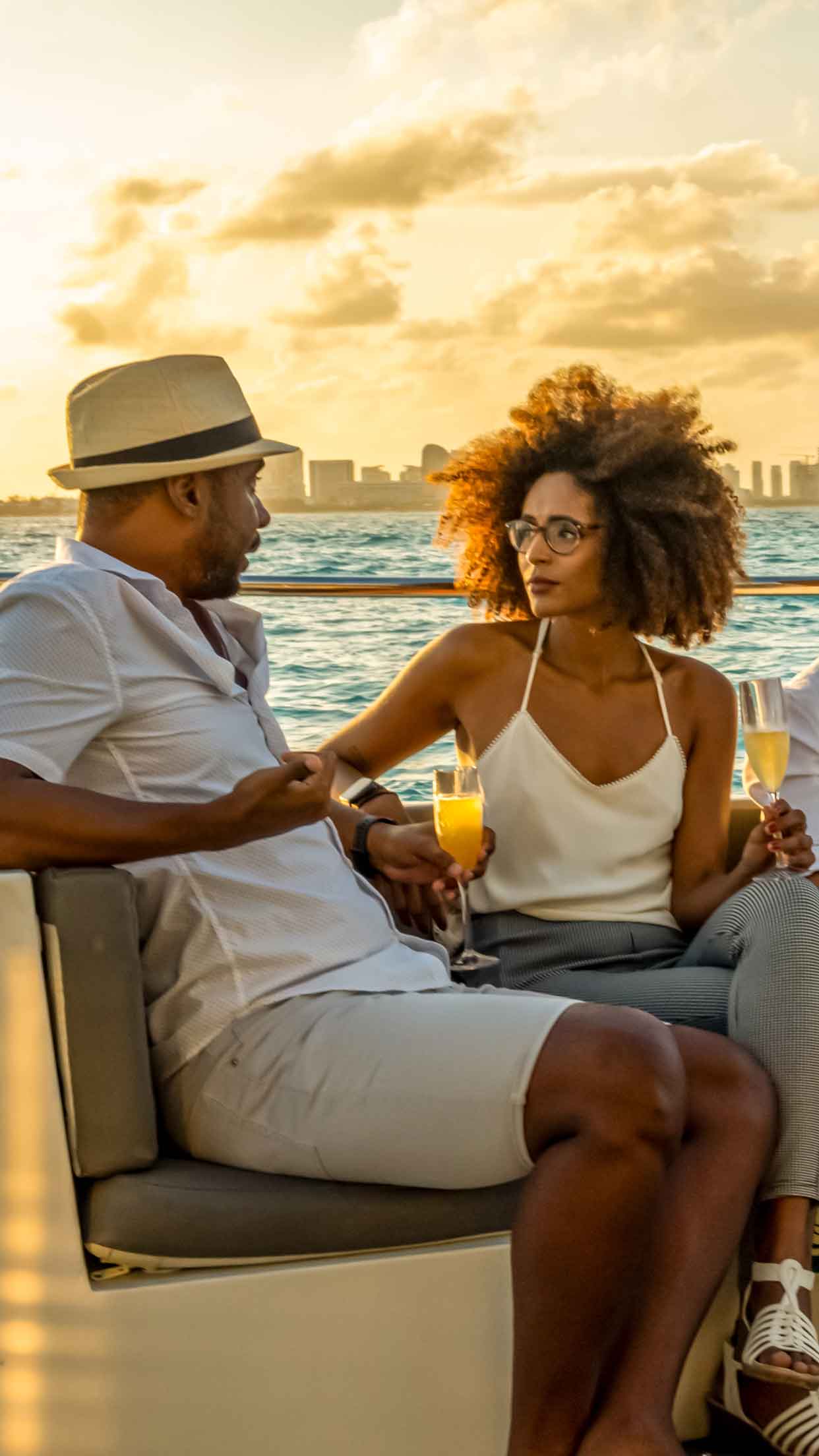 isla-mujeres-boat-fleet-by-capacity-mobile